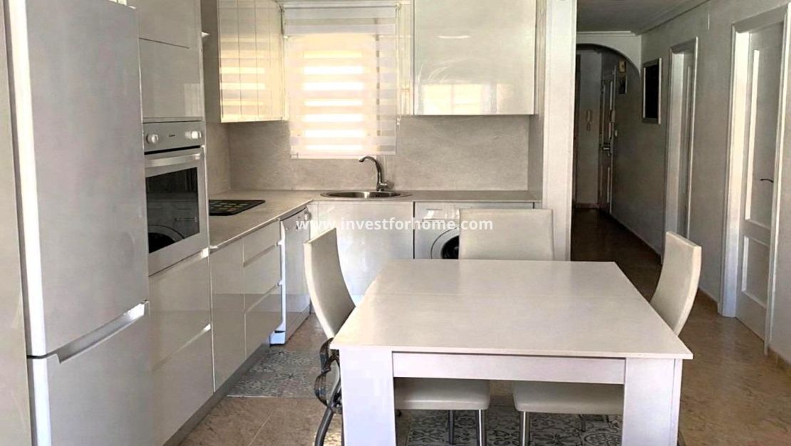 Sale - Apartment - Torrevieja - Playa del Cura