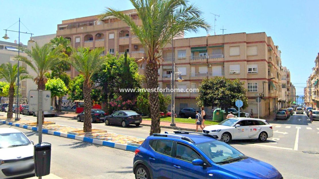 Sale - Apartment - Torrevieja - Playa del Cura