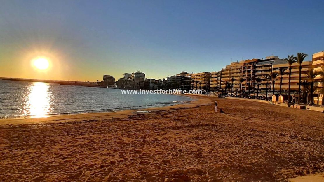 Sale - Apartment - Torrevieja - Playa del Cura