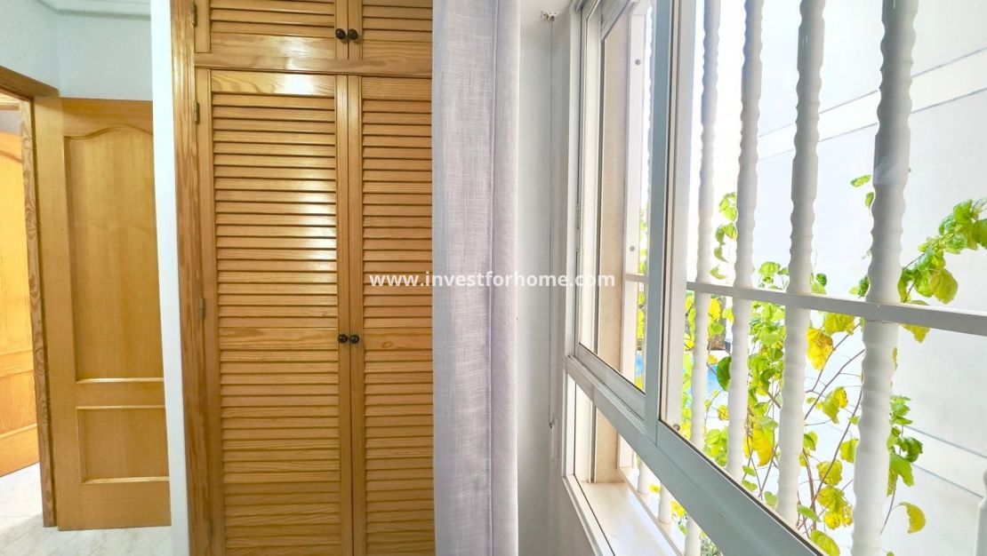 Sale - Apartment - Torrevieja - Playa del Cura