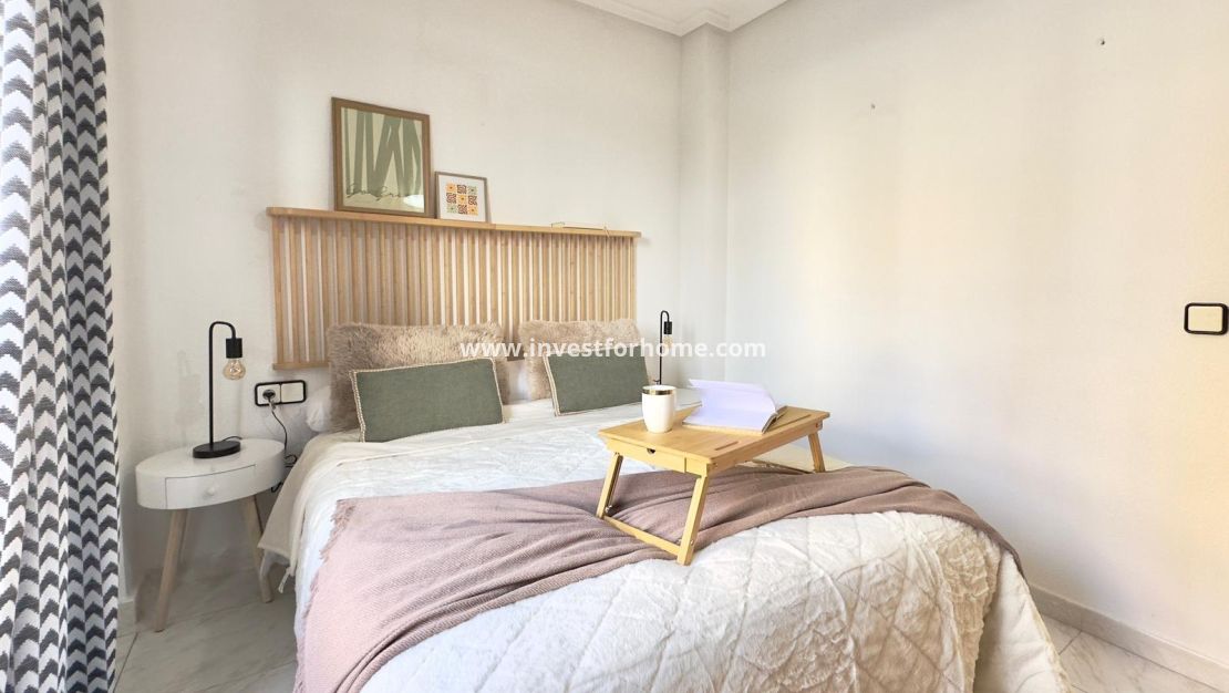 Sale - Apartment - Torrevieja - Playa del Cura