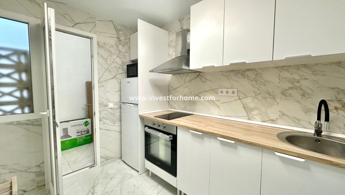 Sale - Apartment - Torrevieja - Playa del Cura