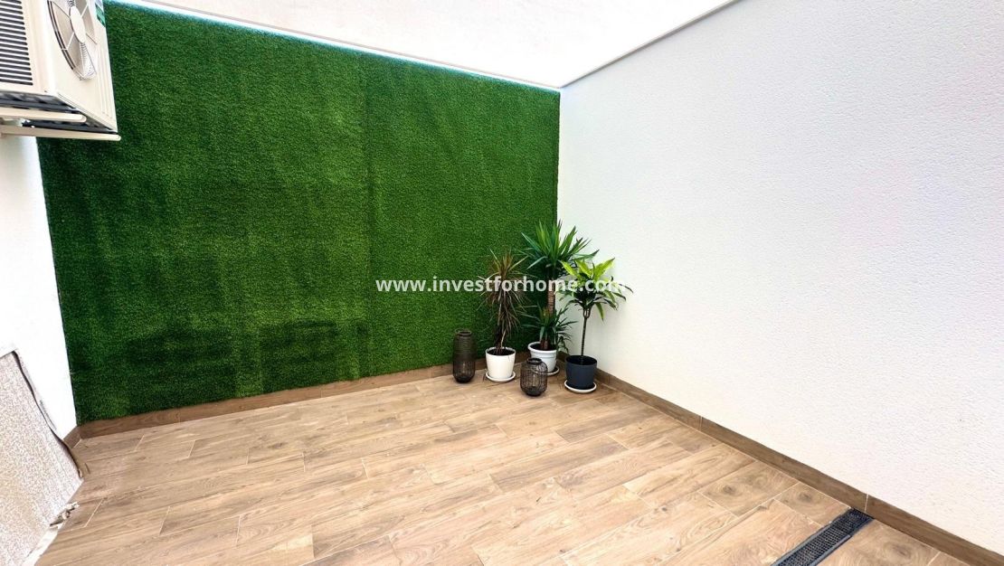 Sale - Apartment - Torrevieja - Playa del Cura