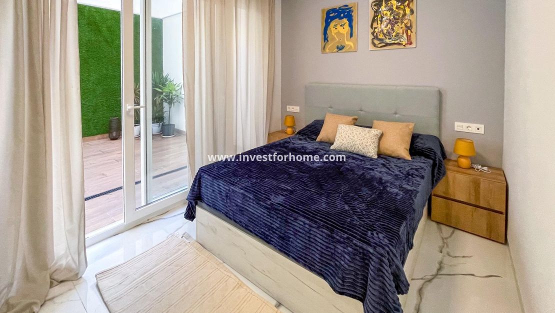 Sale - Apartment - Torrevieja - Playa del Cura