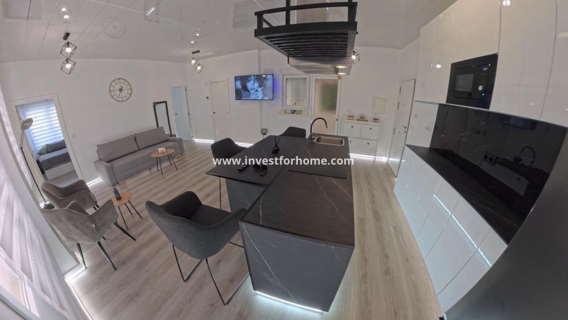 Sale - Apartment - Torrevieja - Playa del Cura