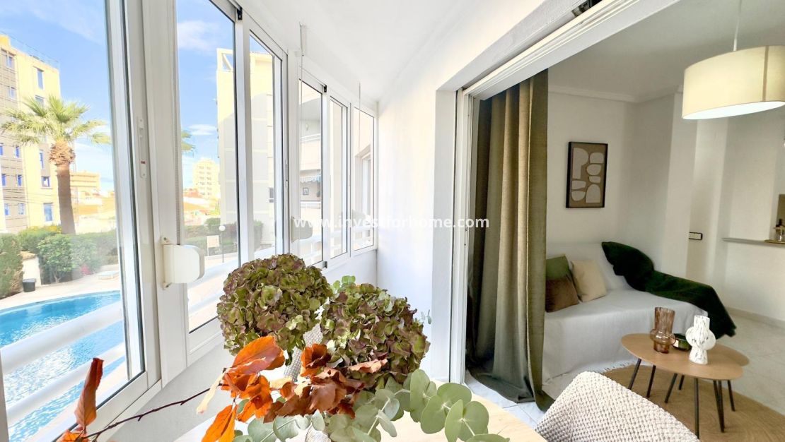 Sale - Apartment - Torrevieja - Playa del Cura