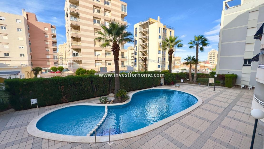 Sale - Apartment - Torrevieja - Playa del Cura
