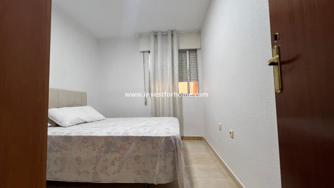 Sale - Apartment - Torrevieja - Playa del Cura