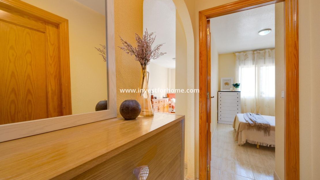 Sale - Apartment - Torrevieja - Playa del Cura