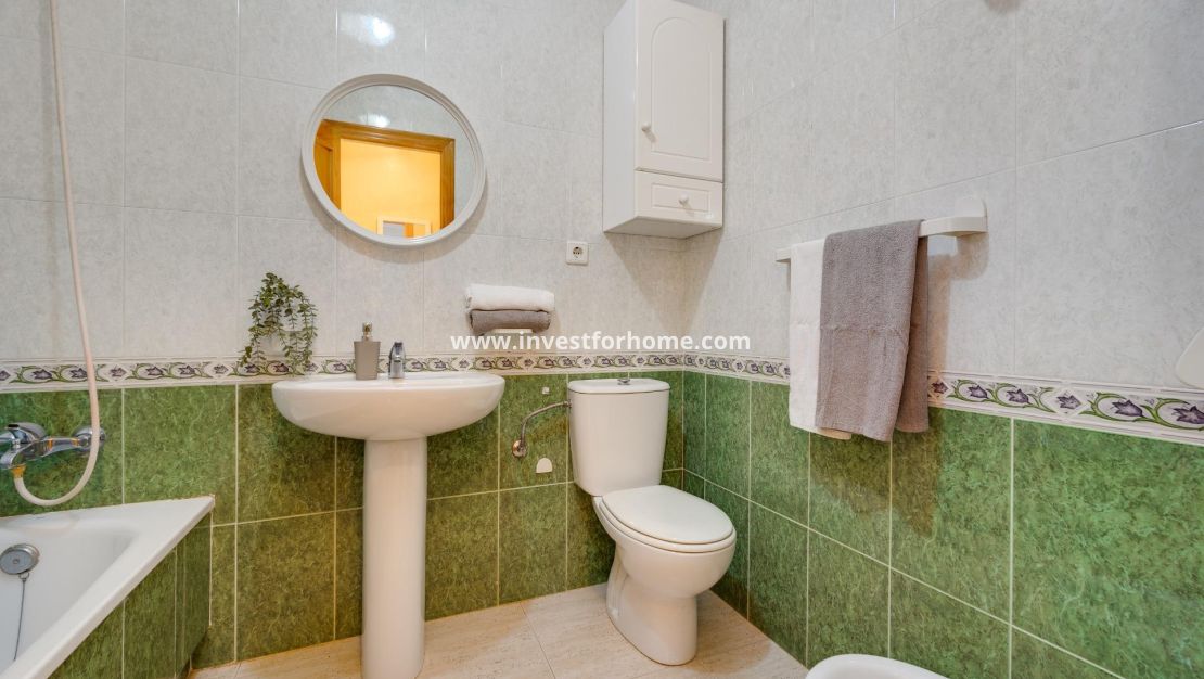 Sale - Apartment - Torrevieja - Playa del Cura