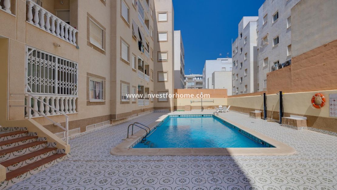 Sale - Apartment - Torrevieja - Playa del Cura