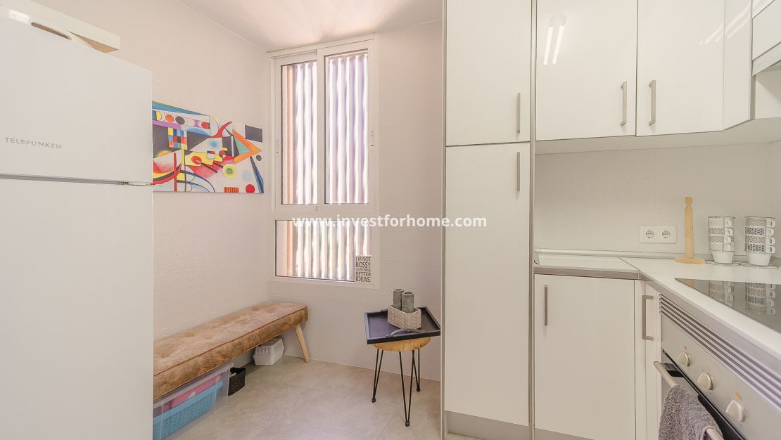 Sale - Apartment - Torrevieja - Playa del Cura