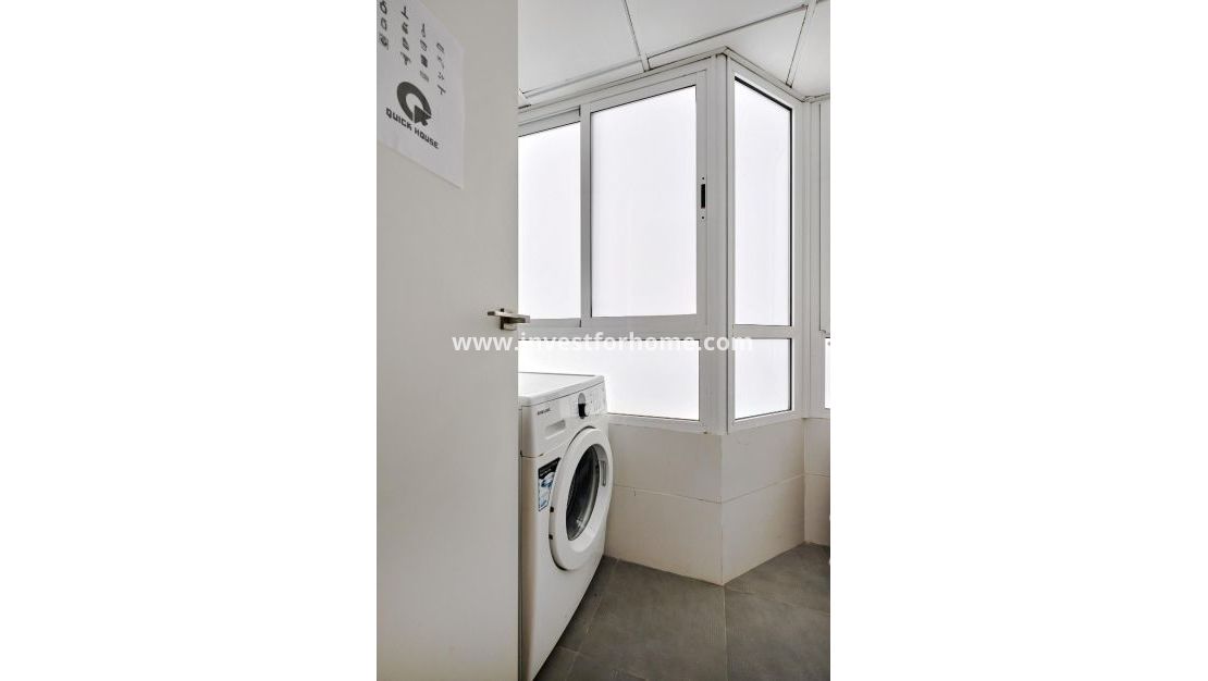 Sale - Apartment - Torrevieja - Playa del Cura