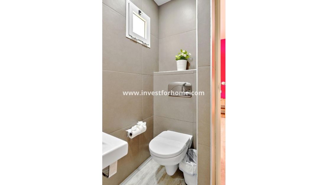 Sale - Apartment - Torrevieja - Playa del Cura