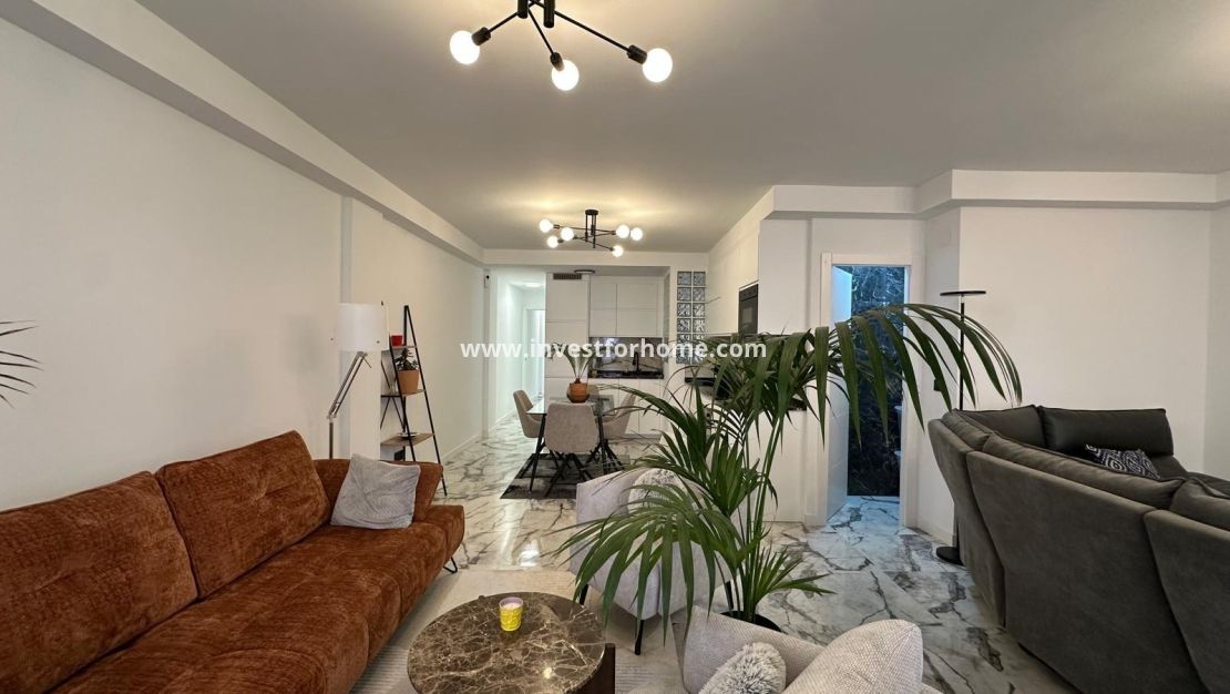 Sale - Apartment - Torrevieja - Playa del Cura