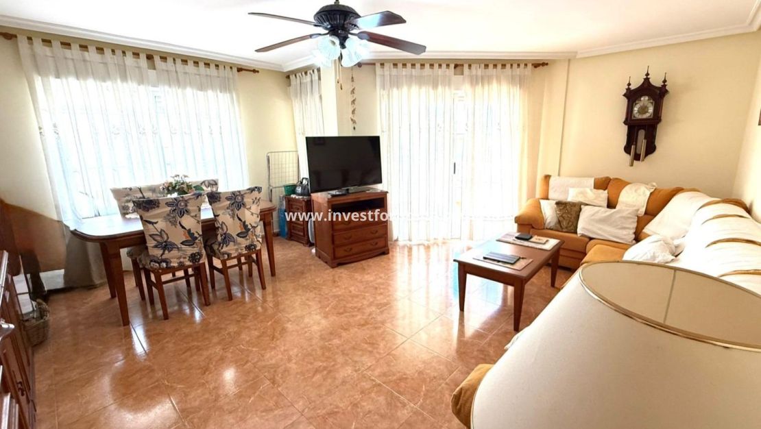 Sale - Apartment - Torrevieja - Playa del Cura