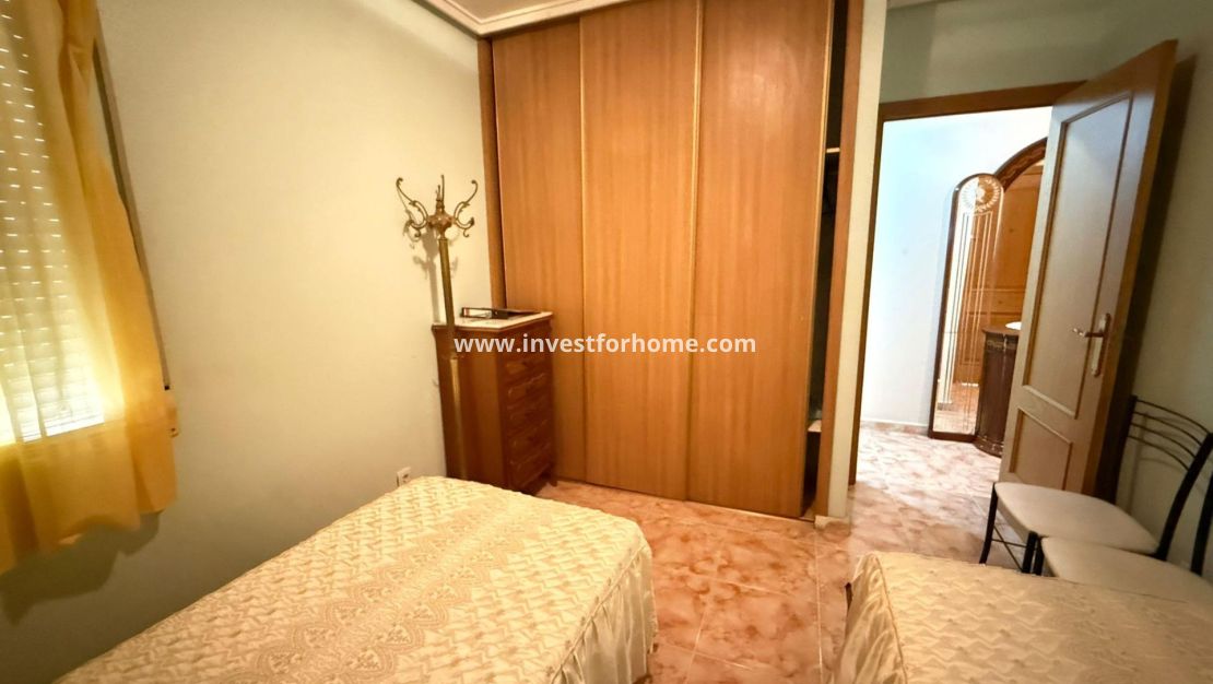 Sale - Apartment - Torrevieja - Playa del Cura
