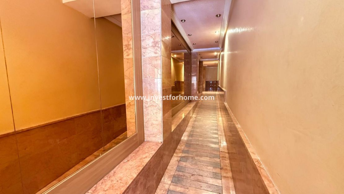 Sale - Apartment - Torrevieja - Playa del Cura