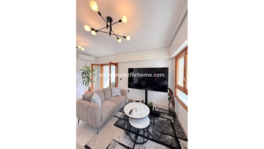 Sale - Apartment - Torrevieja - Playa del Cura