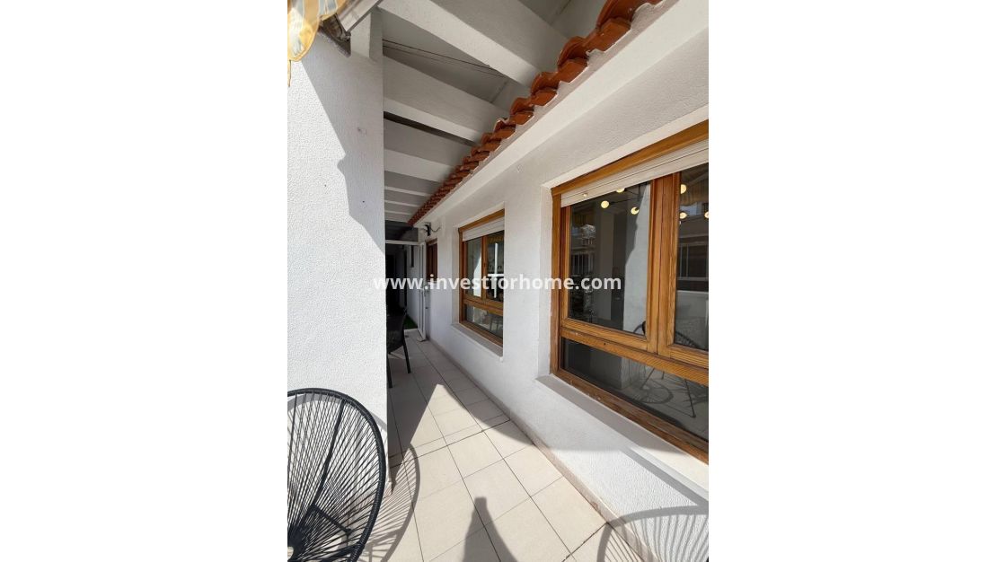 Sale - Apartment - Torrevieja - Playa del Cura