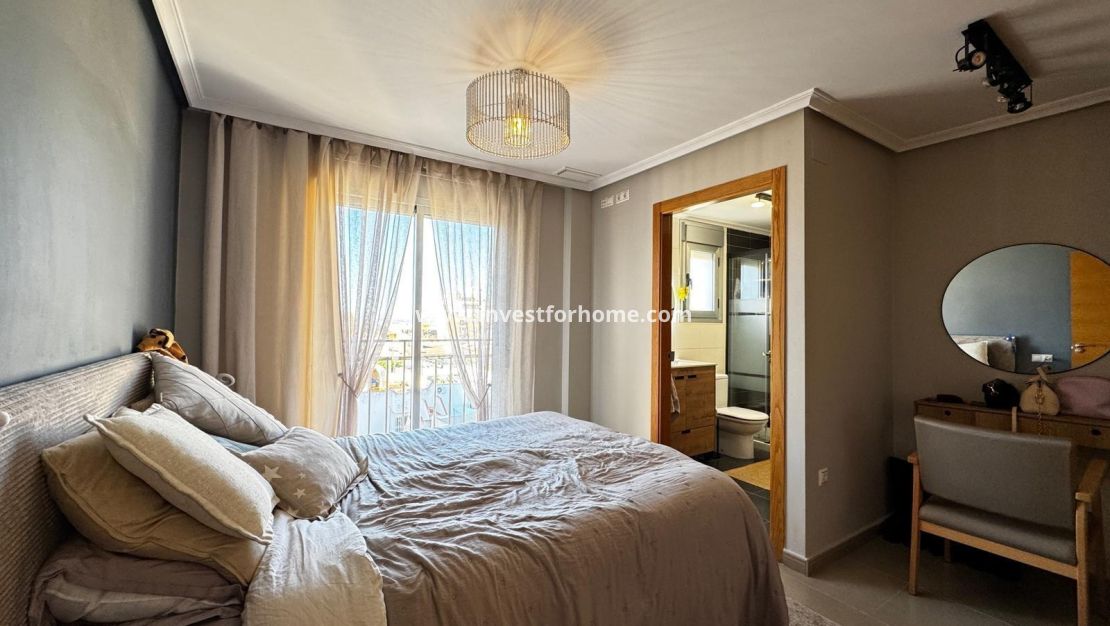 Sale - Apartment - Torrevieja - Playa del Cura