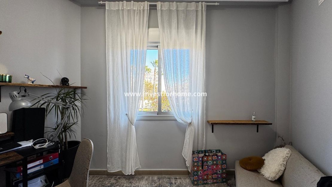 Sale - Apartment - Torrevieja - Playa del Cura