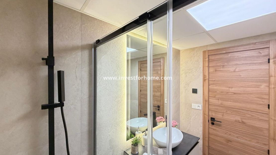 Sale - Apartment - Torrevieja - Playa del Cura