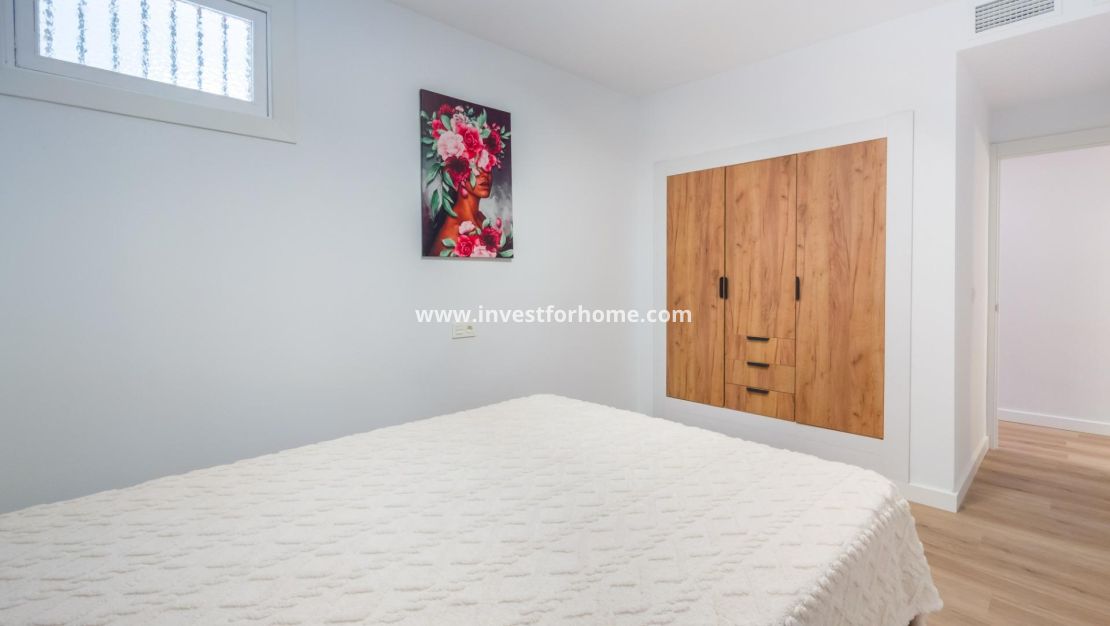 Sale - Apartment - Torrevieja - Playa del Cura