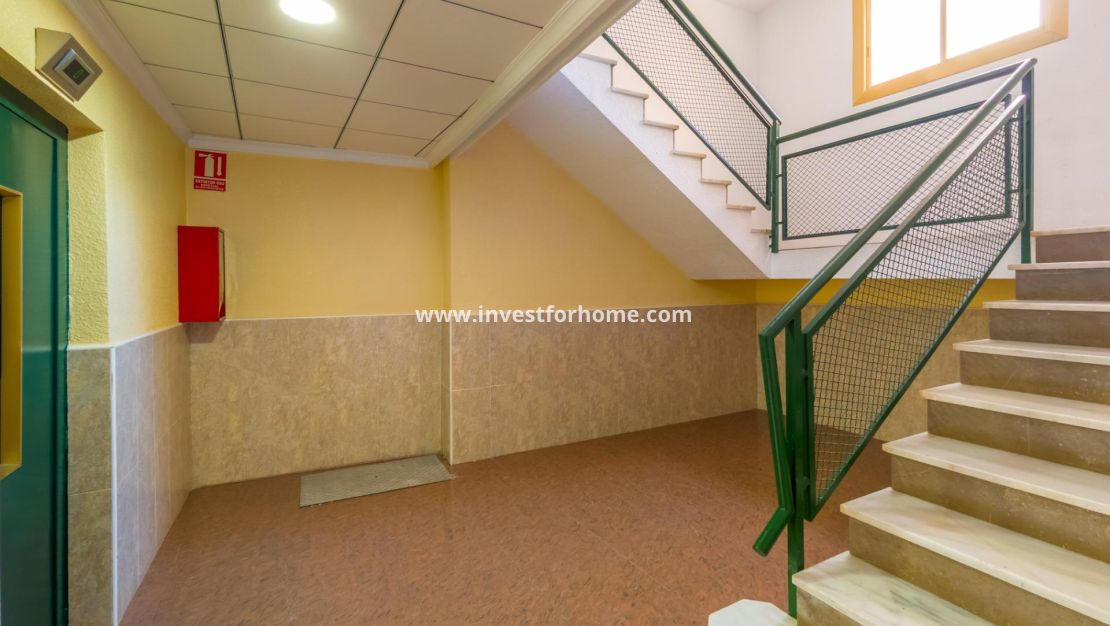 Sale - Apartment - Torrevieja - Playa del Cura