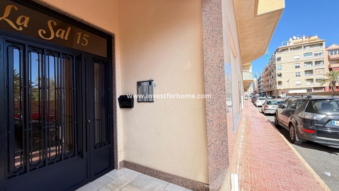 Sale - Apartment - Torrevieja - Playa del Cura
