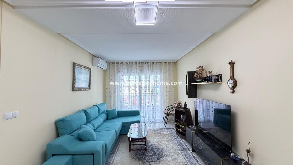 Sale - Apartment - Torrevieja - Playa del Cura
