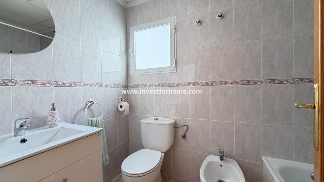 Sale - Apartment - Torrevieja - Playa del Cura