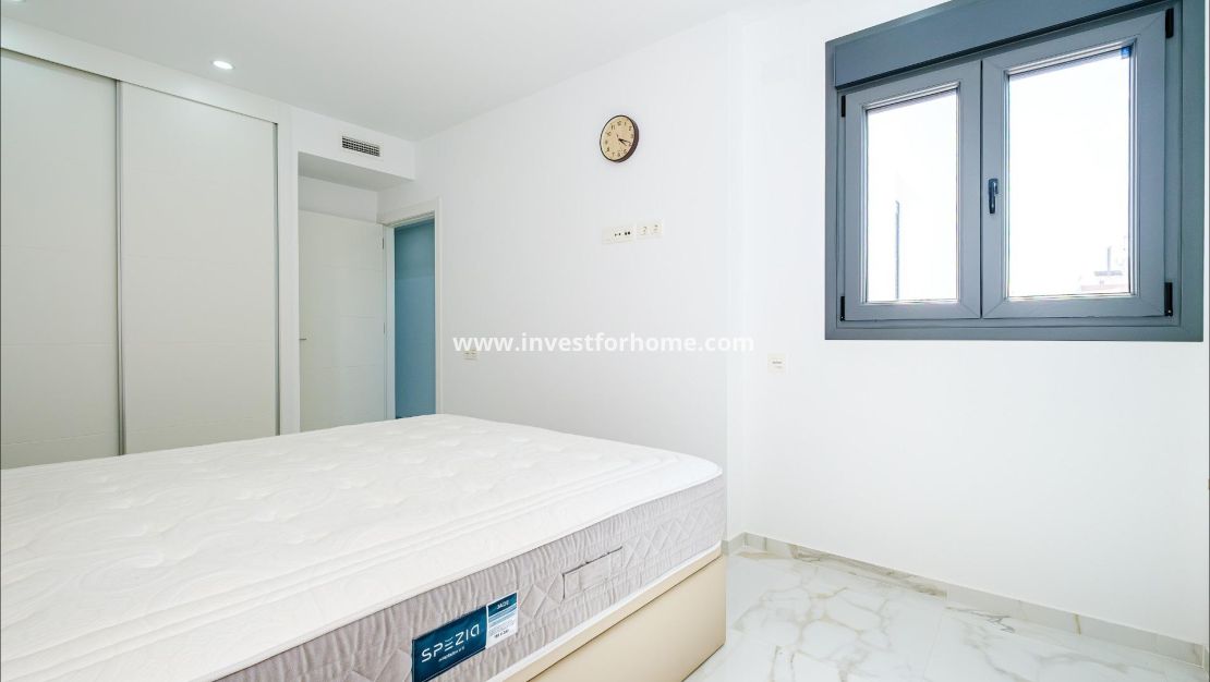 Sale - Apartment - Torrevieja - Playa del Cura