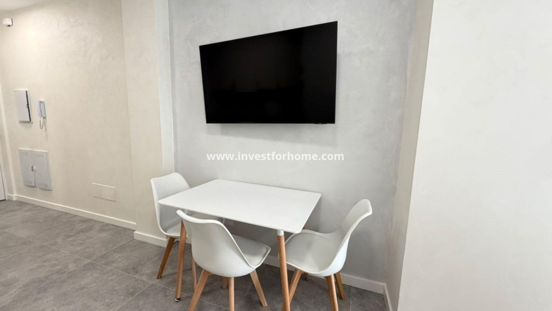 Sale - Apartment - Torrevieja - Playa del Cura