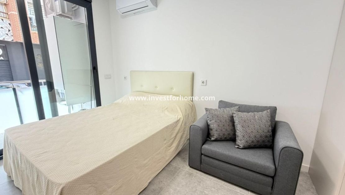 Sale - Apartment - Torrevieja - Playa del Cura