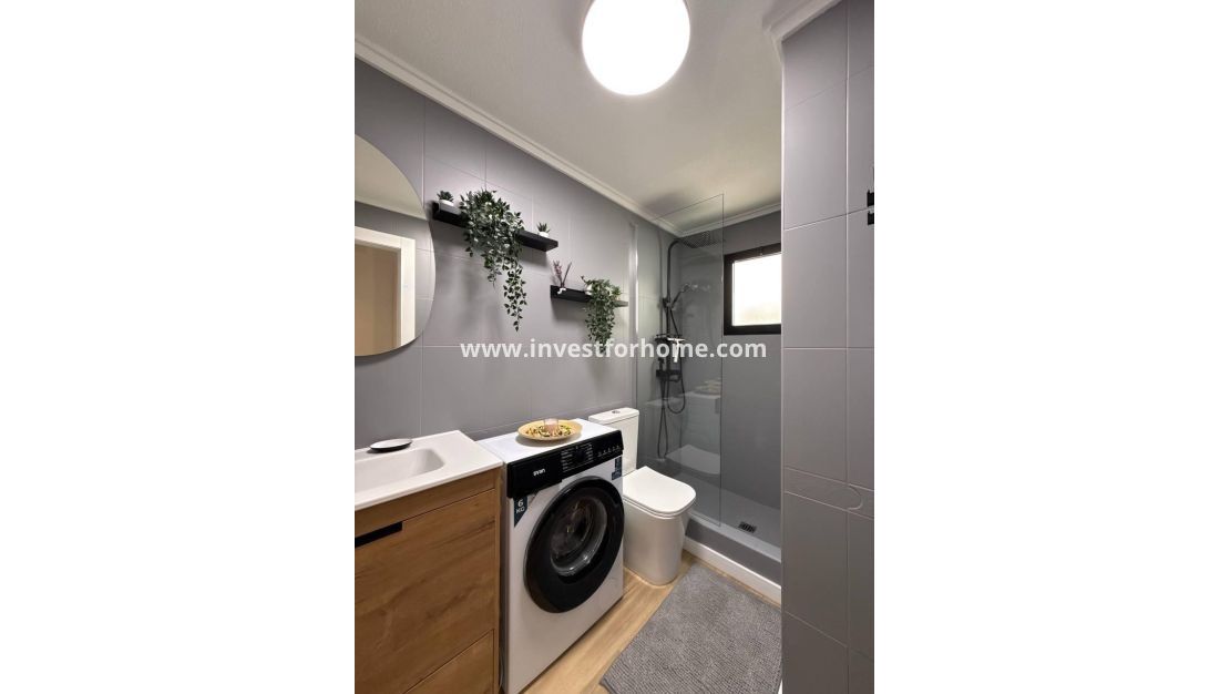 Sale - Apartment - Torrevieja - Playa del Cura