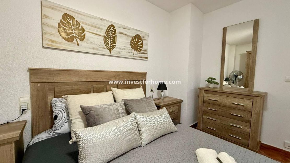 Sale - Apartment - Torrevieja - Playa del Cura