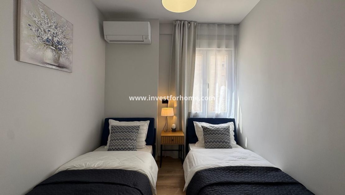 Sale - Apartment - Torrevieja - Playa del Cura