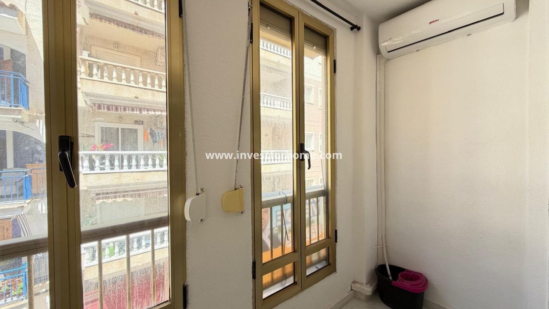 Sale - Apartment - Torrevieja - Playa del Cura