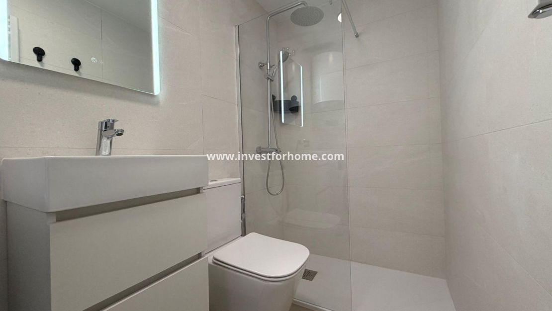 Sale - Apartment - Torrevieja - Playa del Cura