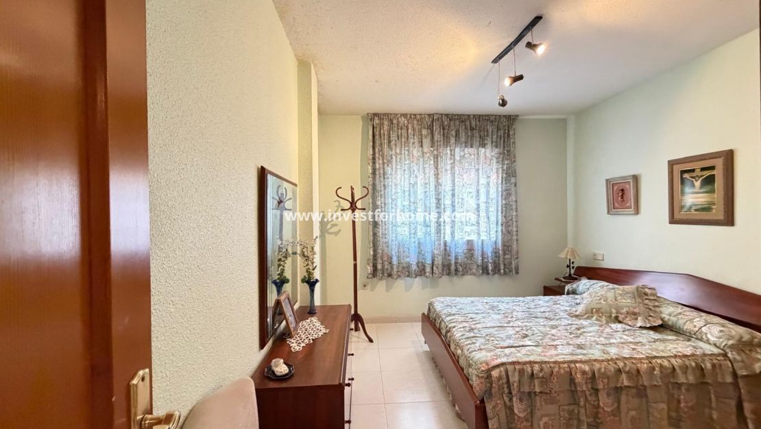 Sale - Apartment - Torrevieja - Playa del Cura