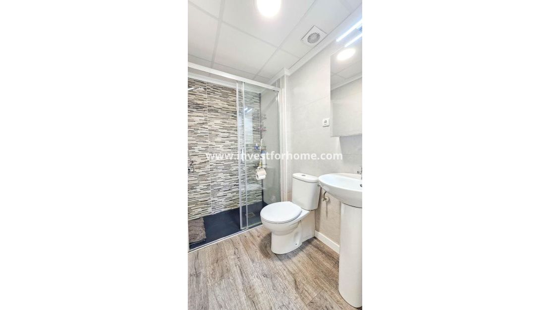 Sale - Apartment - Torrevieja - Playa del Cura