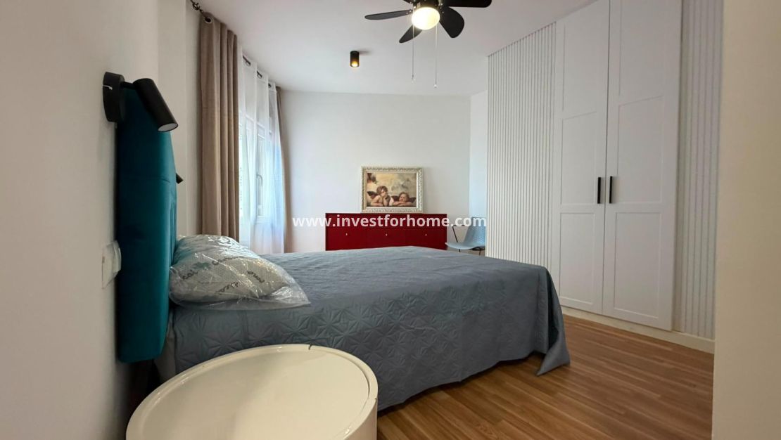 Sale - Apartment - Torrevieja - Playa del Cura