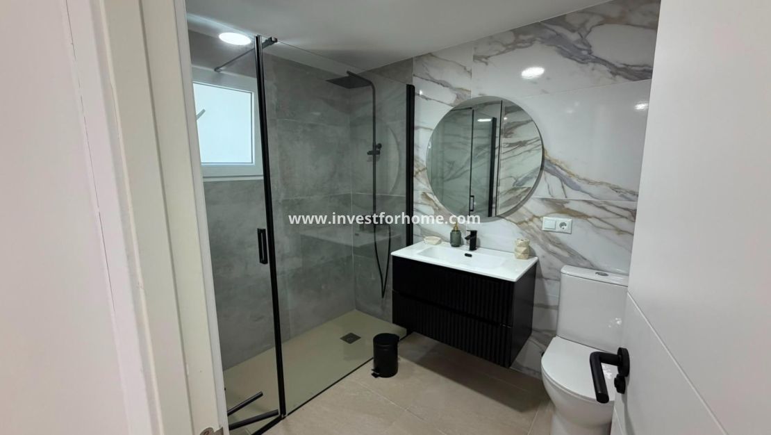 Sale - Apartment - Torrevieja - Playa del Cura