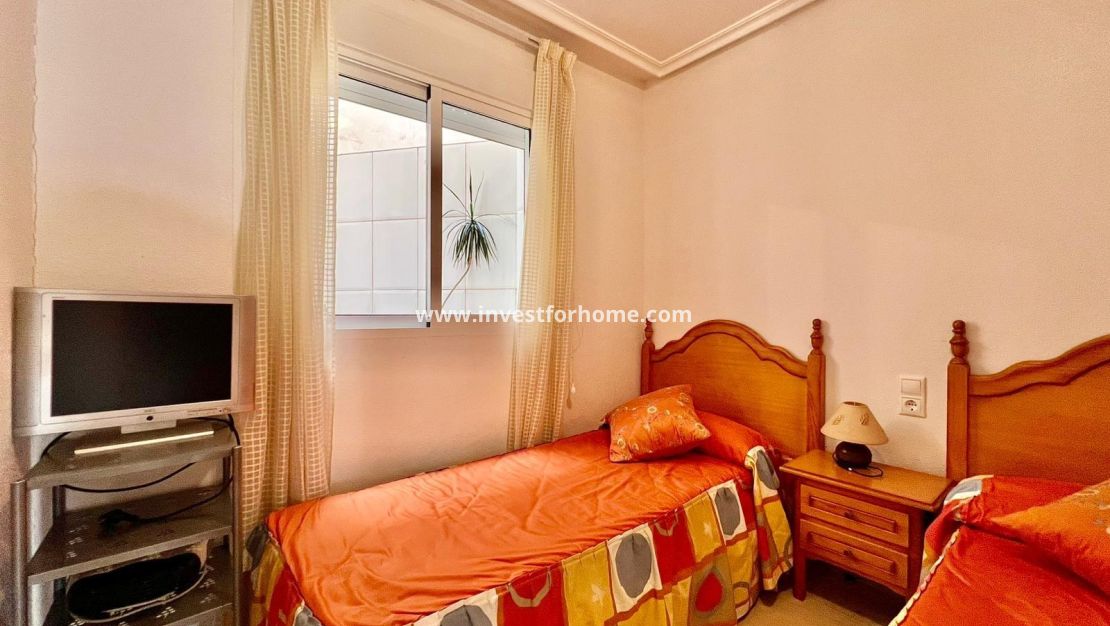Sale - Apartment - Torrevieja - Playa del Cura