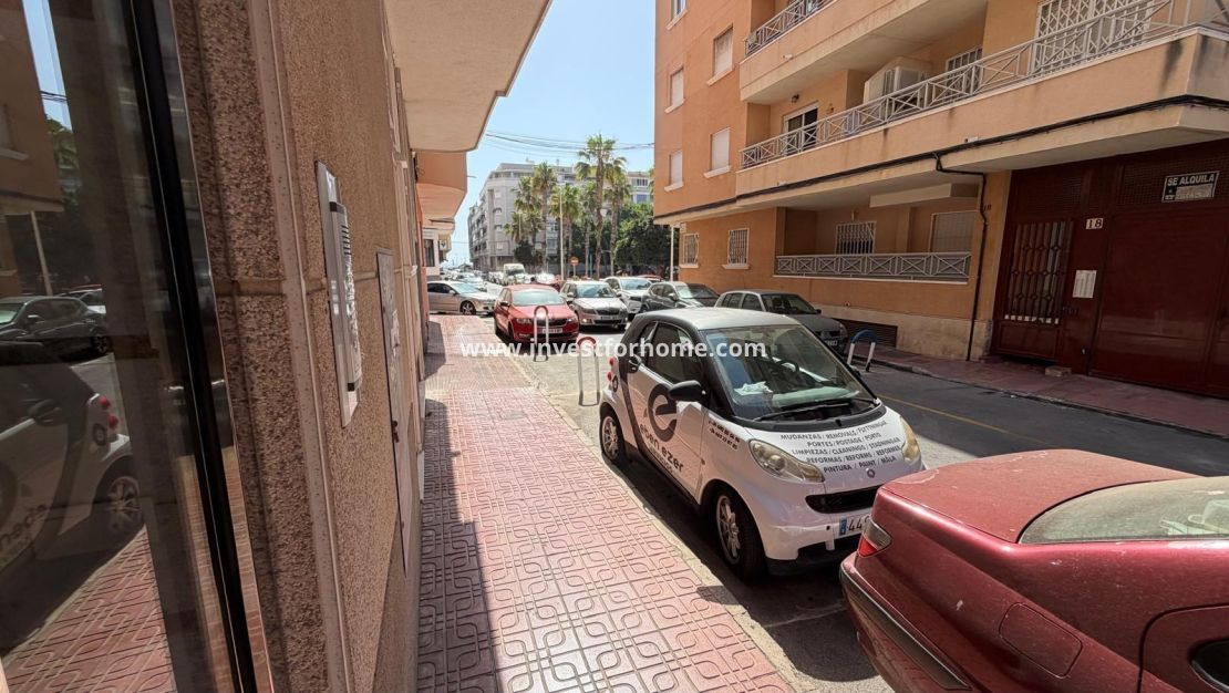 Sale - Apartment - Torrevieja - Playa del Cura