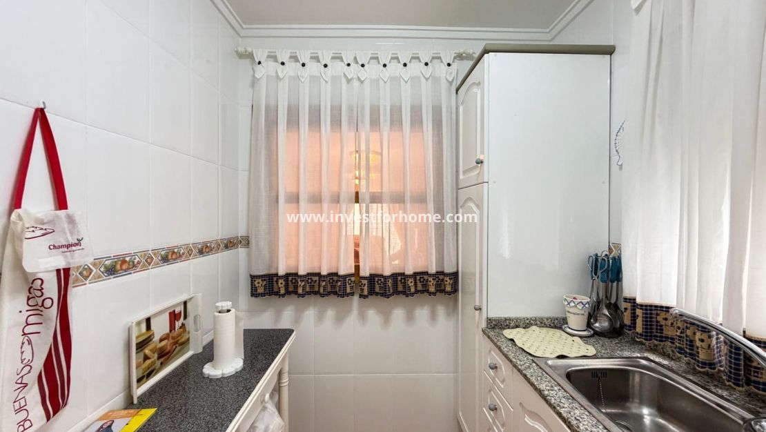 Sale - Apartment - Torrevieja - Playa del Cura