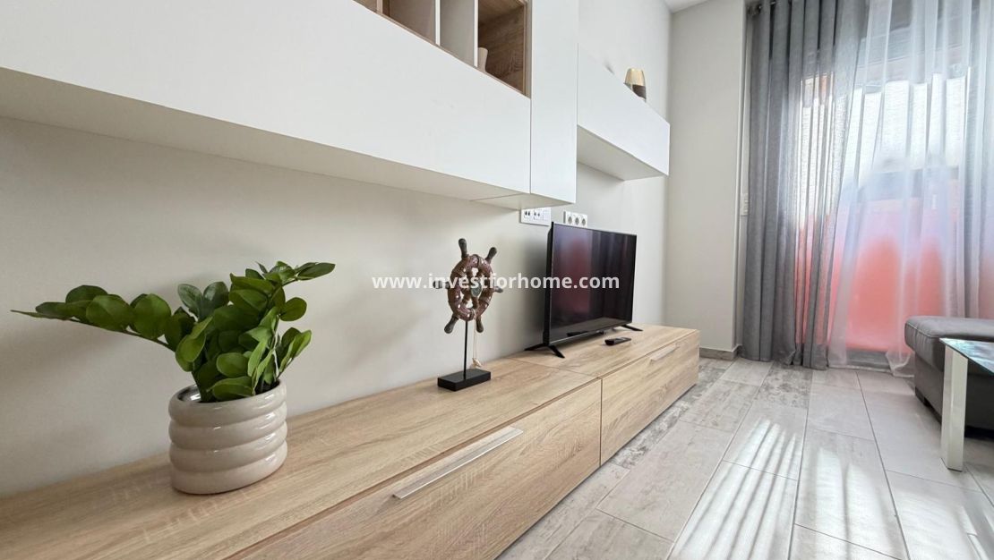 Sale - Apartment - Torrevieja - Playa del Cura