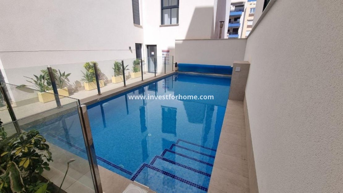 Sale - Apartment - Torrevieja - Playa del Cura