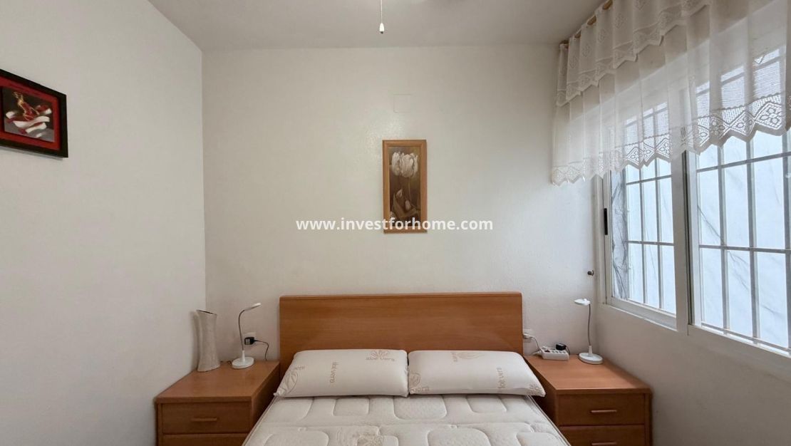 Sale - Apartment - Torrevieja - Playa del Cura